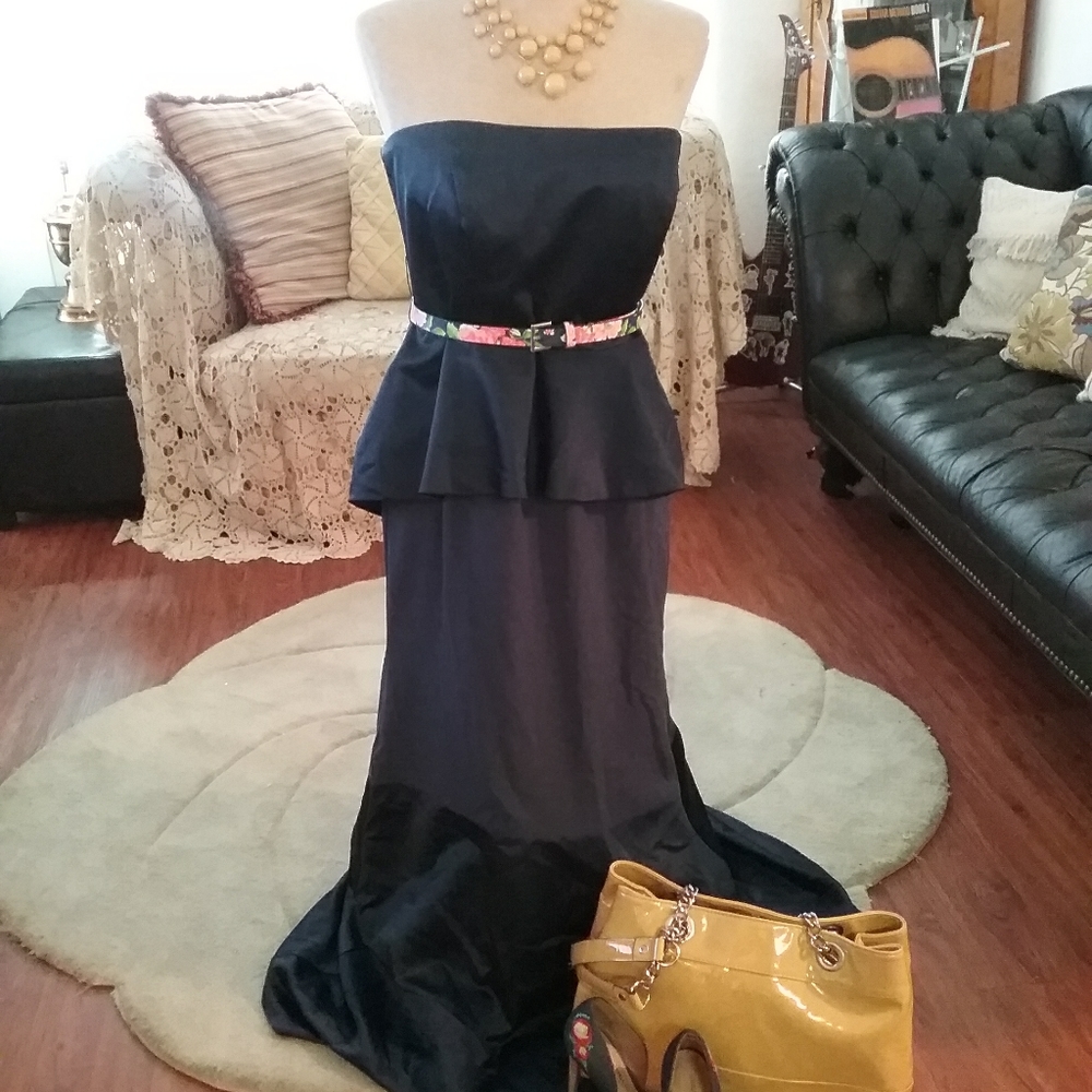 Vera repurposed Formal or Non- Traditional  Dress - Picture 7 of 7